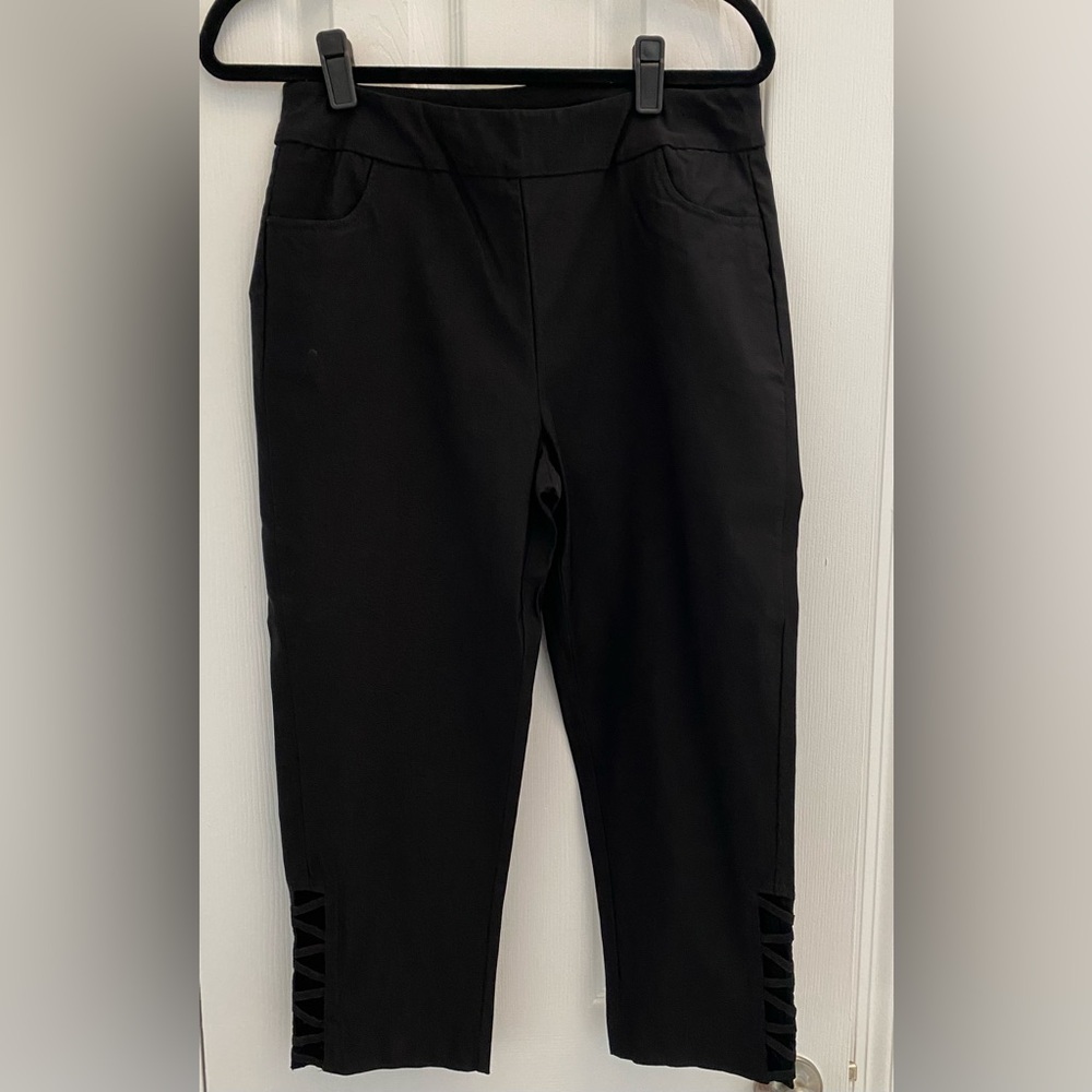 Black pull on stretchy Cropped Dress Pants - size 12